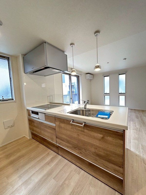 �y�L�b�`���z�@