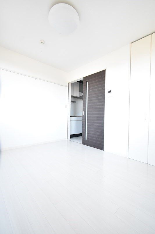 �y�Q���z�@