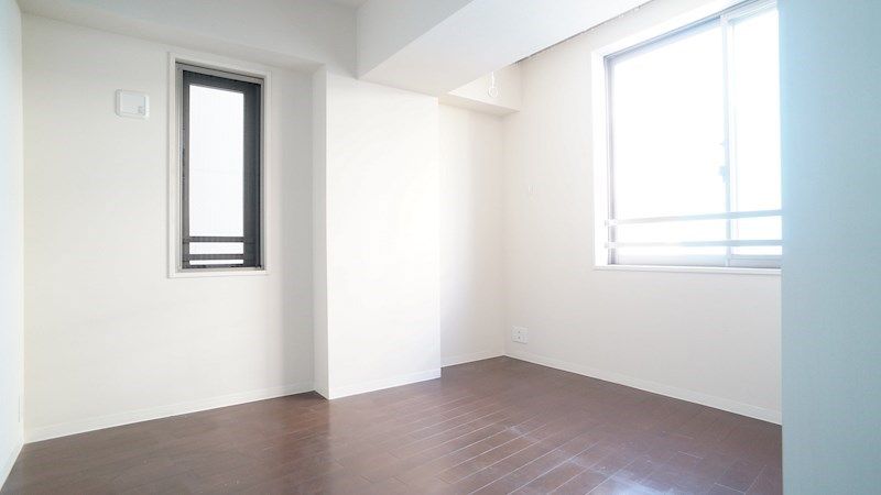 �y���̑������E�X�y�[�X�z�@