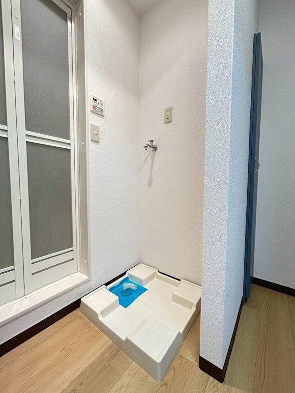 y̑z@̐󂪂ƉKɁA@uꊮB