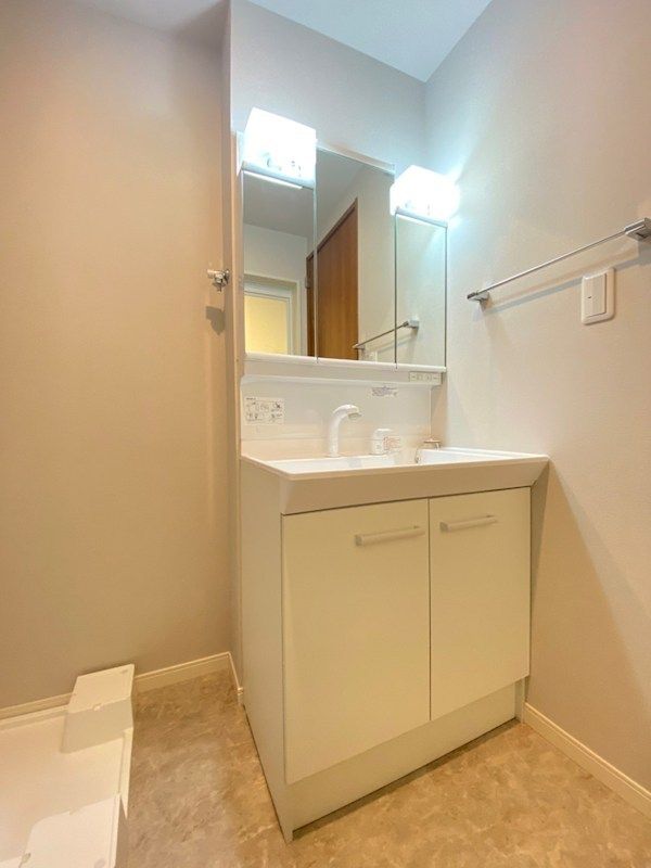 yʏz@gxxɕ֗ȓƗʑtB