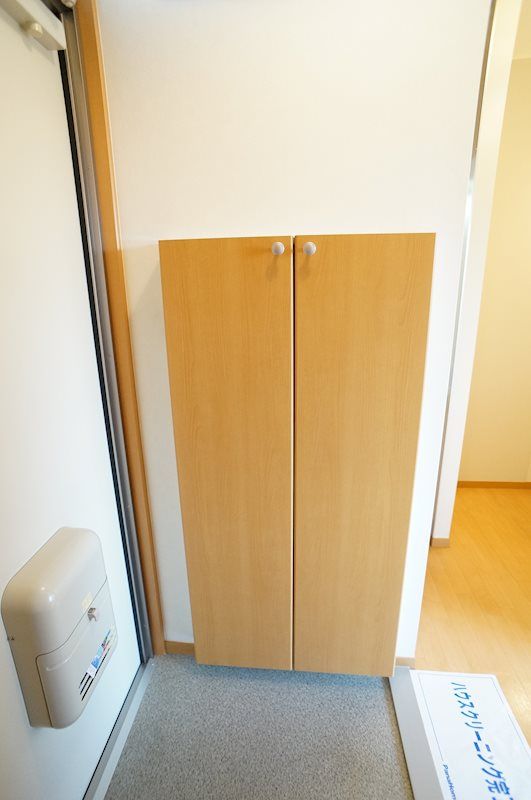 �y���ցz�@�V���[�Y�{�b�N�X�t�����ցB