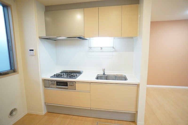 �y�L�b�`���z�@�O�����t��3���V�X�e���L�b�`����