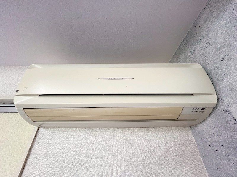 �y���̑��ݔ��z�@�G�A�R��