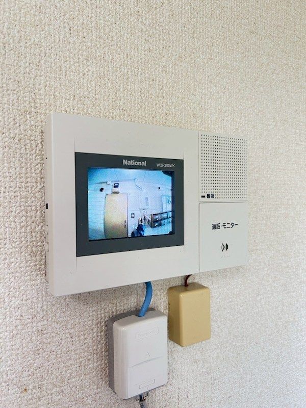 �y�Z�L�����e�B�z�@���j�^�[�t�C���^�[�z���ň��S