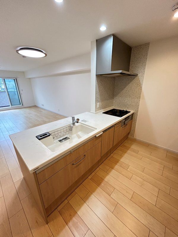 �y�L�b�`���z�@