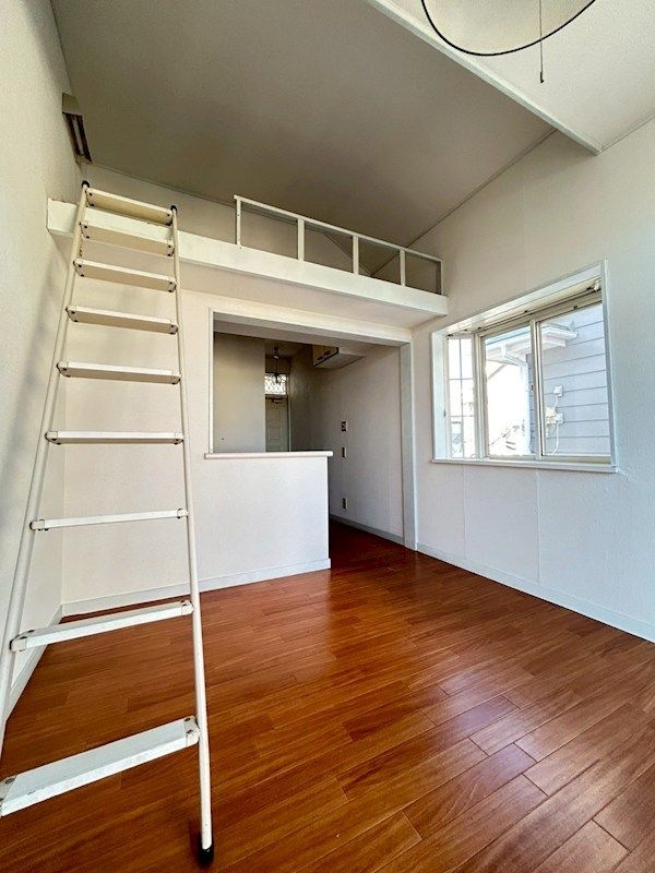 �y���̑������E�X�y�[�X�z�@