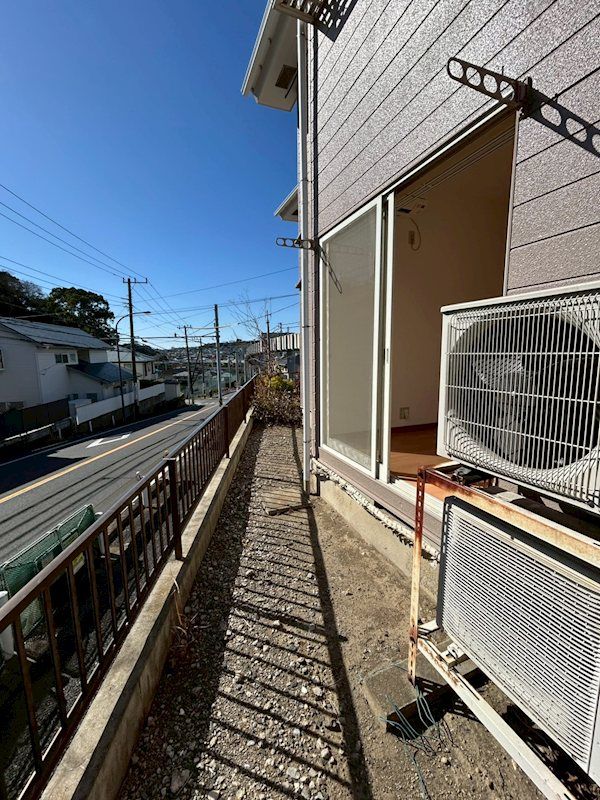 �y���]�z�@