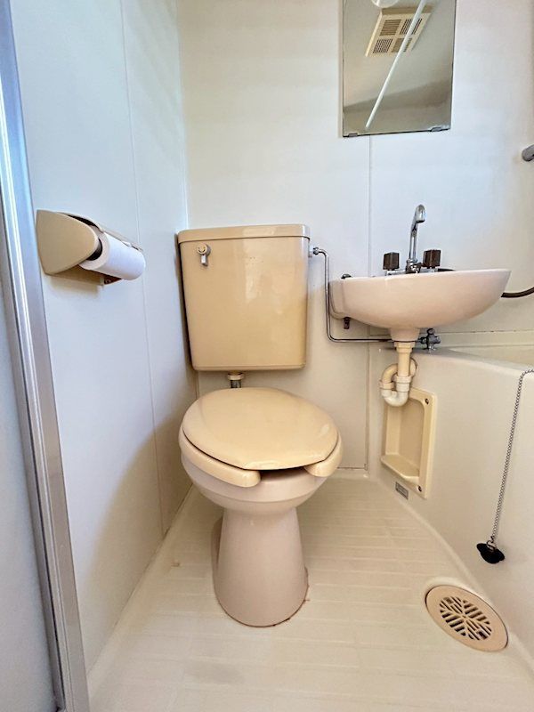 �y�g�C���z�@