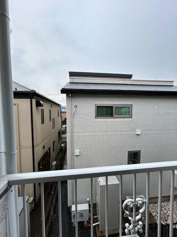 �y���]�z�@