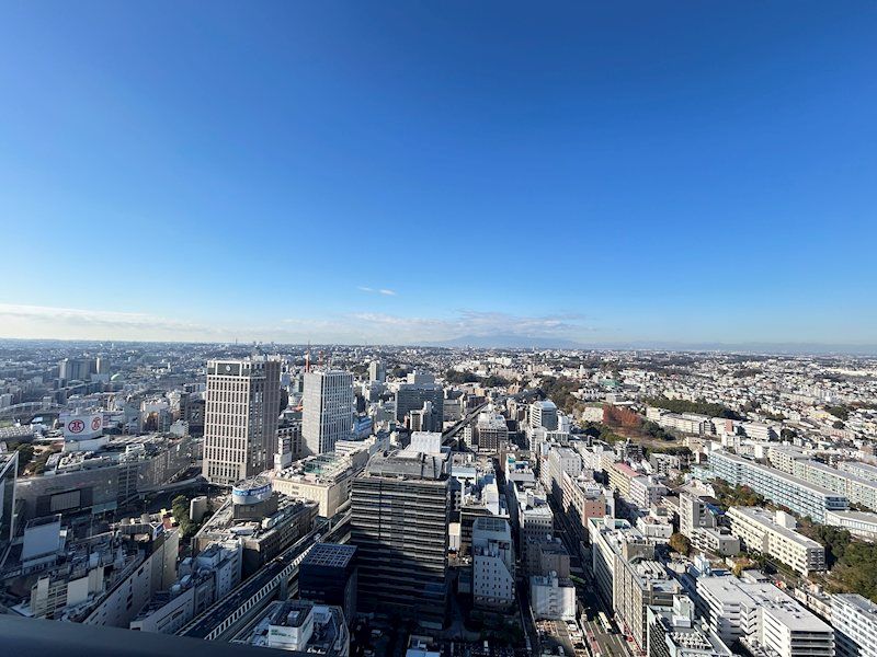 �y���]�z�@