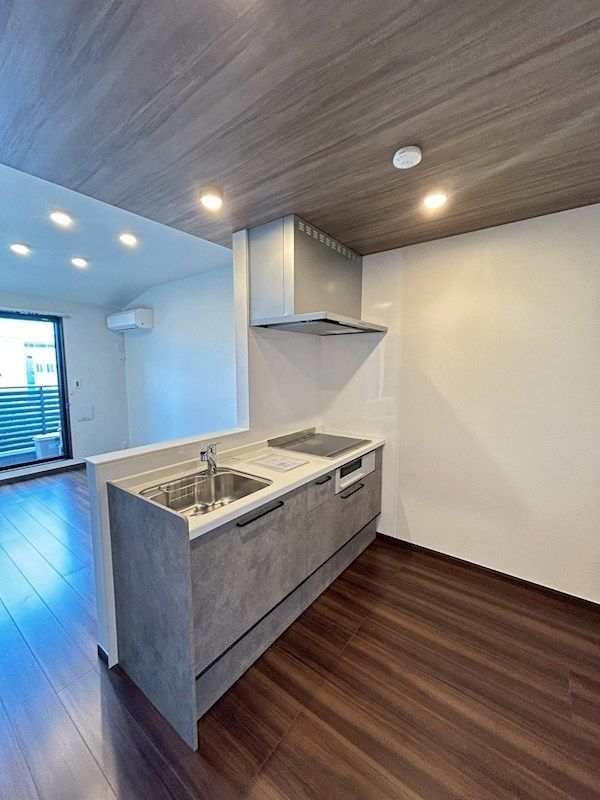 �y�L�b�`���z�@�����������ł���3���V�X�e���L�b�`���ŁA�����������Ɗy�����X���[�Y�ɁB