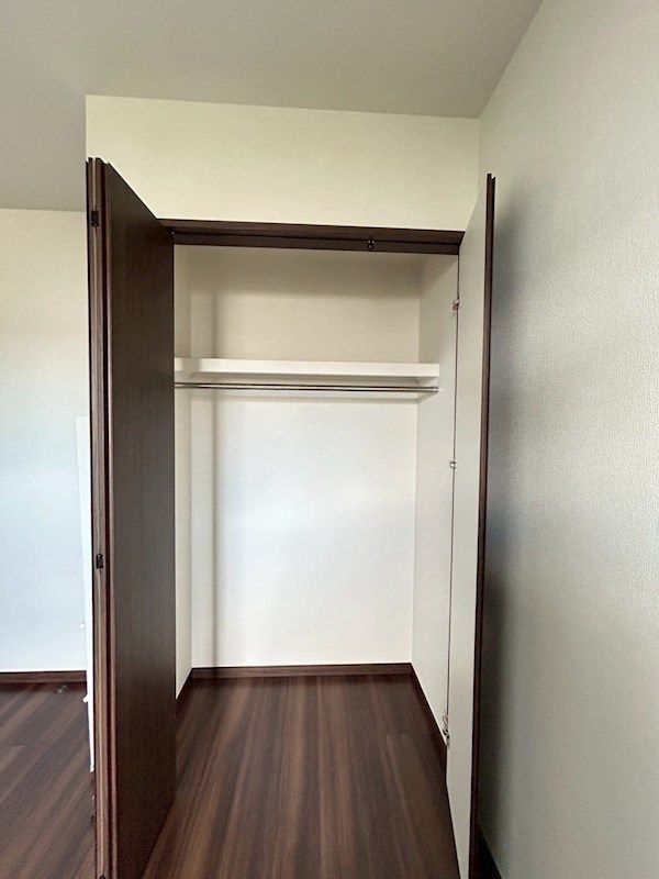 �y���[�z�@�m���⏬��������������[�B�֗��ȃN���[�[�b�g�t���B