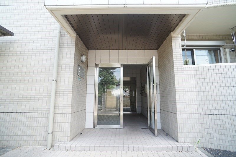 �y�G���g�����X�z�@