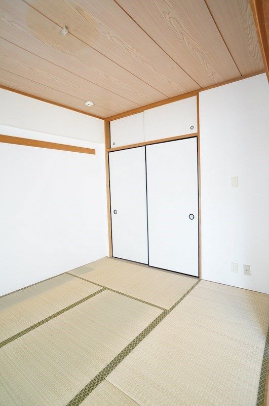 �y���̑������E�X�y�[�X�z�@