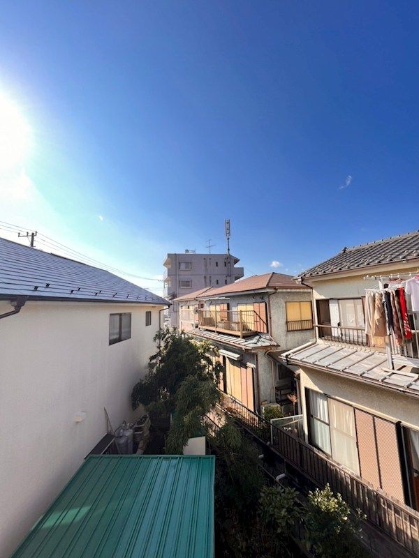 �y���]�z�@