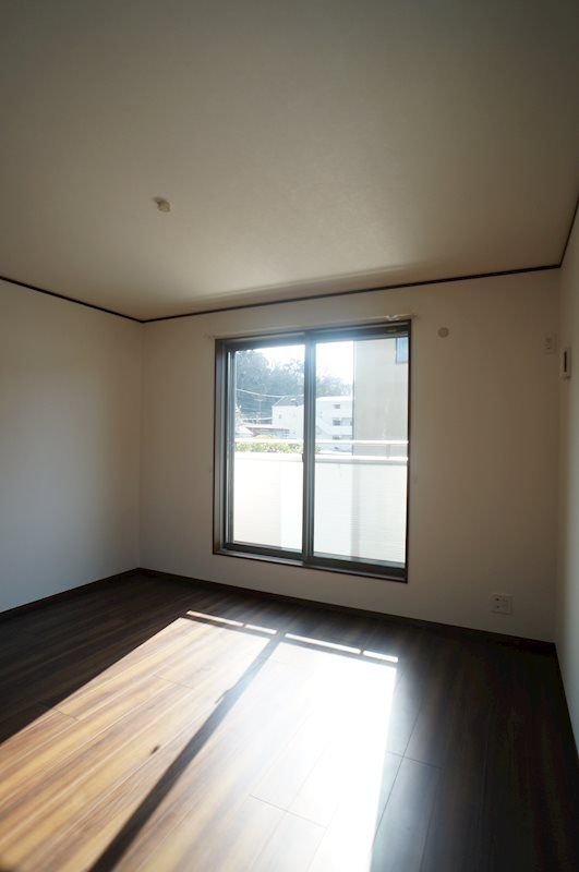 �y���̑������E�X�y�[�X�z�@