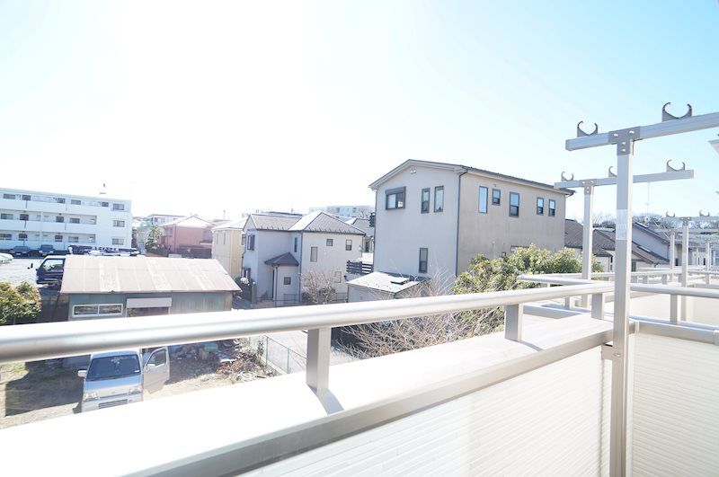 �y���]�z�@