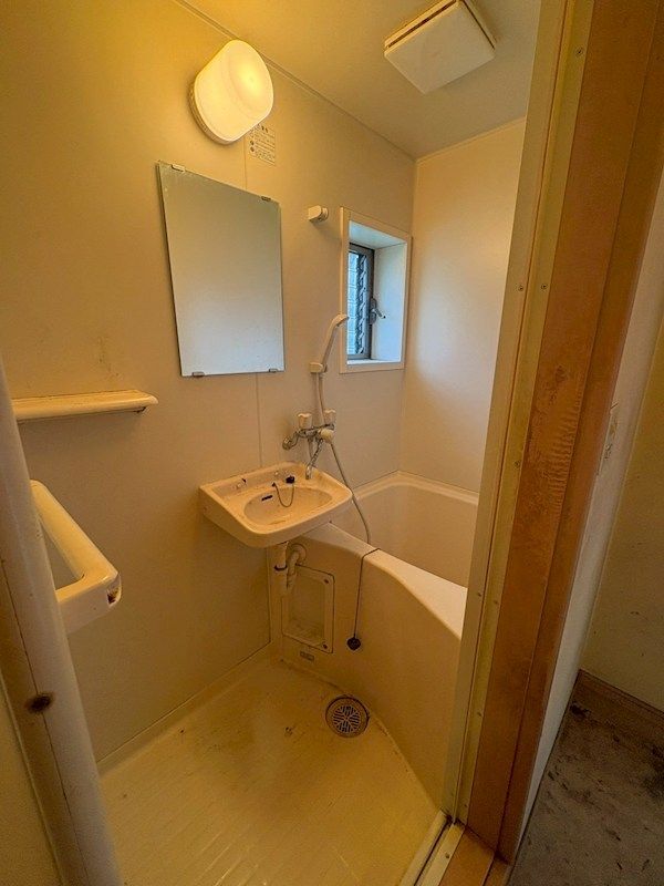 �y���ʏ��z�@