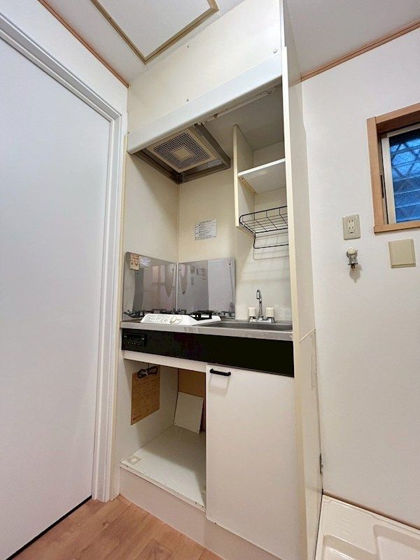 �y�L�b�`���z�@