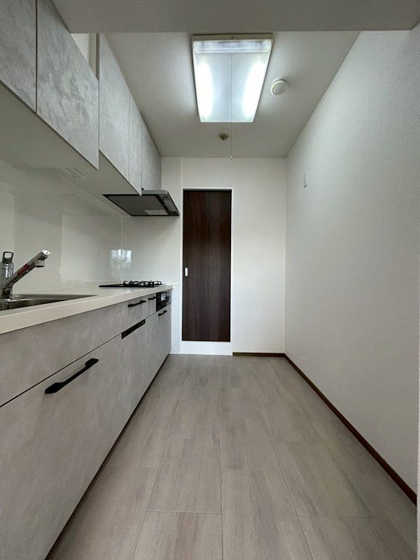 �y�L�b�`���z�@