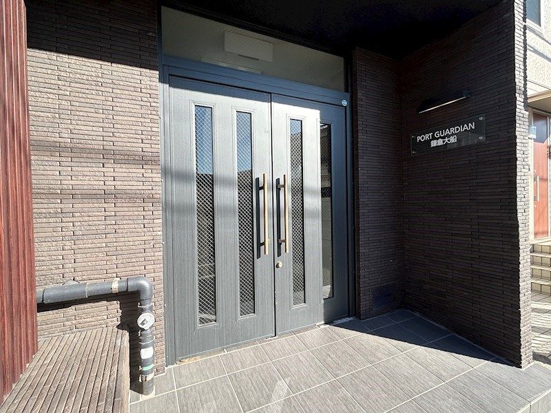 �y�G���g�����X�z�@