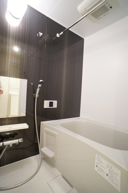 �y�o�X�z�@����̔������Z�b�g�ł���L�X�Ƃ��������ŁA�ґ�ȃo�X�^�C����