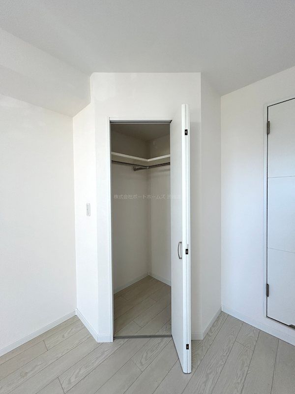 �y���[�z�@�E�H�[�N�C���N���[�[�b�g