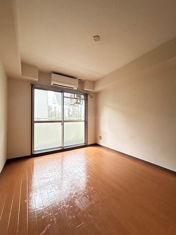 �y���ԁE���r���O�z�@