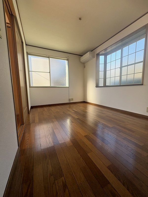 �y�Q���z�@